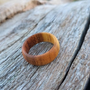 Wood ring, yew wood ring, natural wooden ring, handcrafted wooden ring, unisex ring, anniversary ring, eco-friendly jewellery