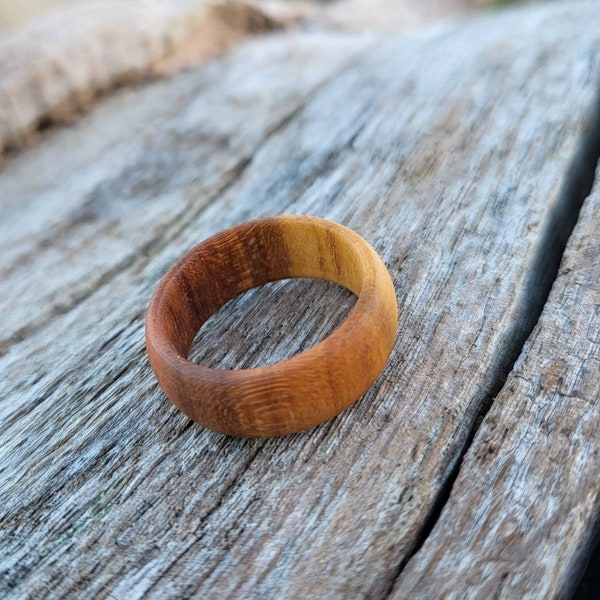 Wood ring, yew wood ring, natural wooden ring, handcrafted wooden ring, unisex ring, anniversary ring, eco-friendly jewellery