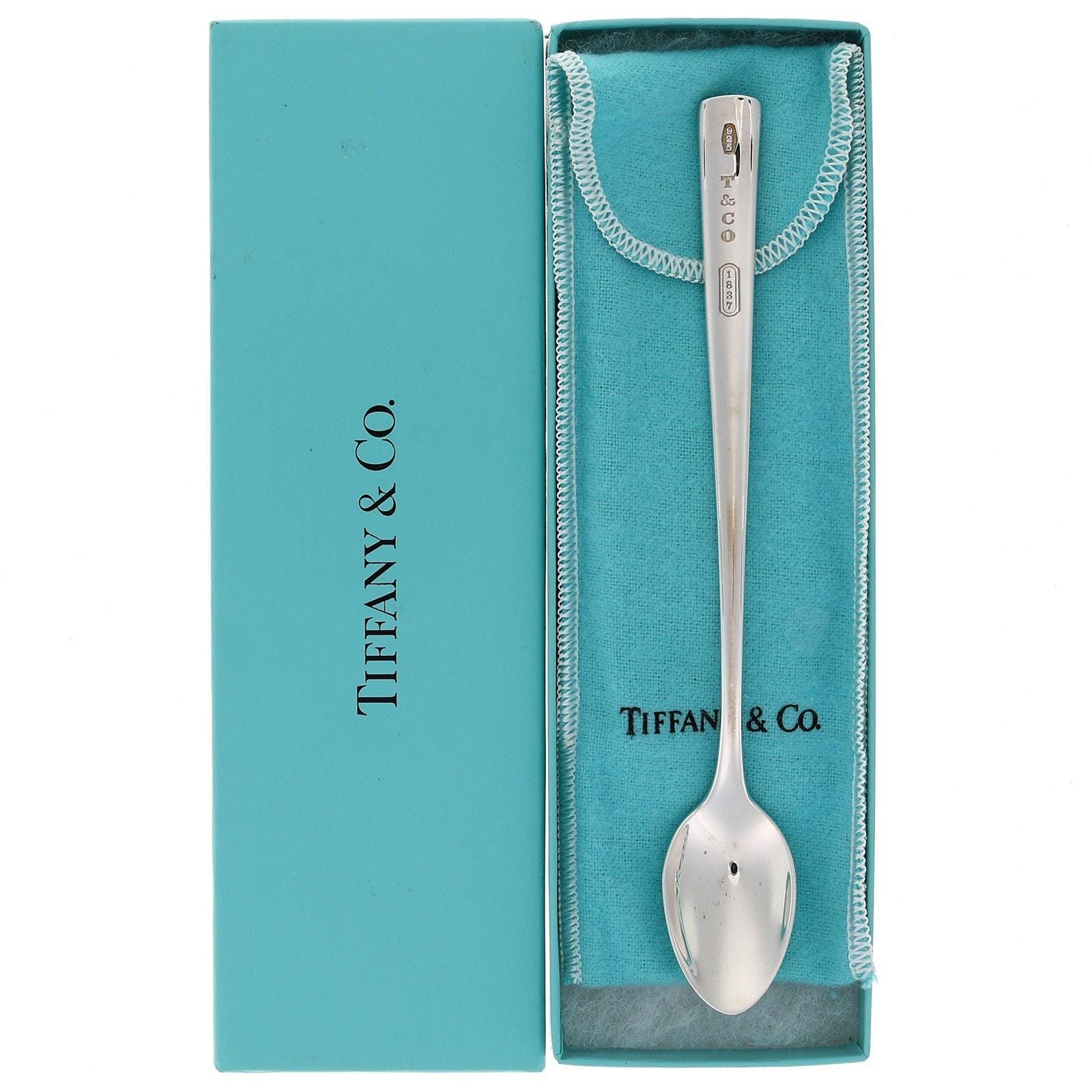 カトラリー(スプーン等) tiffany sterling Silver Feeding spoon. Sterling Silver Tiffany & Co 925 1837 Infant Baby Feeding Spoon