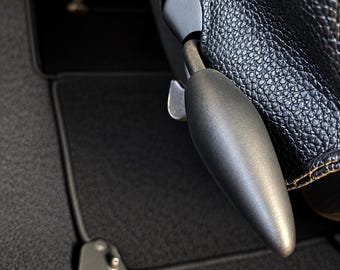 トライアンフ スピットファイア 1500 シートリリースレバー シートハンドル