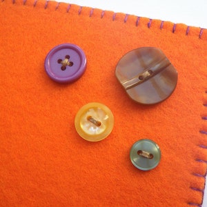 Mousepad with buttons, orange / purple image 2