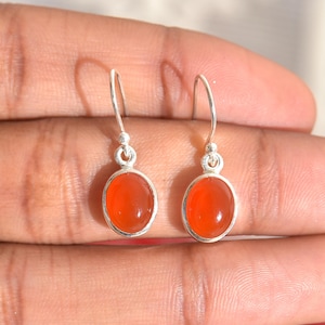 Carnelian Crystal Gemstone Silver Dangle Earrings Boho July Birthstone Earrings Dainty Orange Carnelian Drop Earrings Women&#39;s Jewelry Gift