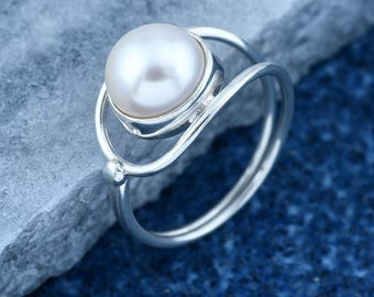 Dainty Pearl Ring, White Gemstone Sterling Silver Band, Boho Wrap Jewelry, Minimalist Bridesmaid Birthday Gift, Anniversary Present