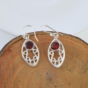 Silver Garnet Gemstone Dangle Earrings Jewelry Gift Red Crystal Earrings January Birthstone Jewelry Garnet Earrings for Mom/Her/Sister