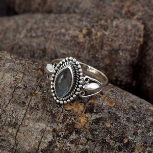 Blue Labradorite Gemstone 925 Sterling Silver Ring Jewelry Engagement Ring For Her Labradorite Ring Silver Boho Ring Birthday Gift For Mom