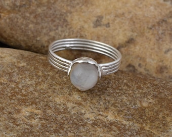 Anello in pietra di luna arcobaleno, argento sterling 925, gioiello minimalista con pietre preziose