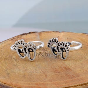 Tiny foot Design Silver Toe Ring 925 Sterling Silver Toe Ring Dainty Toe Ring Set of 2 Minimalist Toe Rings