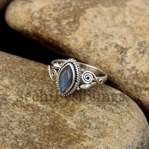 925 Sterling Silver Labradorite Ring Blue Gemstone Ring Blue Fire Labradorite Ring Silver Statement Ring Wedding Anniversary Jewelry Gift