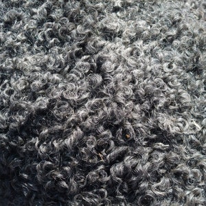 10g - 250g (0.4 - 8.8 oz) Natural, un-dyed British Gotland Wool fleece Locks