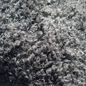 10g - 250g (0.4 - 8.8 oz) Natural, un-dyed British Gotland Wool fleece Locks