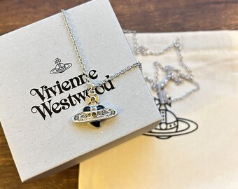 Vivienne Westwood 完了した CAGEⅡ BLACK×SILVER 廃盤