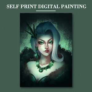 Op de afbeelding: Digitale print met een vrouw met blauw en wit haar, groene ogen en smaragdgroene sieraden. Het kunstwerk heeft een donkere, sombere esthetiek met de tekst "SELF PRINT DIGITAL PAINTING" bovenaan.