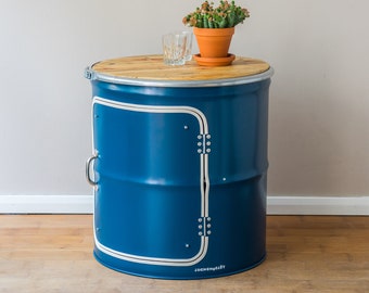 Dry Bar made from Oil Barrel