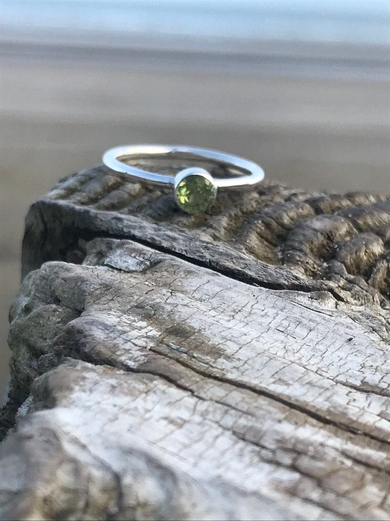Handmade Irish design Stacking ring Adjustable Ring Dainty Ring Silver ring Peridot ring 925 silver