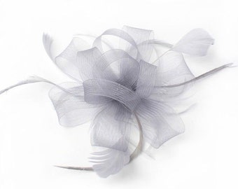 Fascintor sinamay grigio argento, fascinatore di nozze, fascinatore di fiori, cappello da chiesa d'argento, fascinatore da sposa, copricapo da sposa, fascinatore