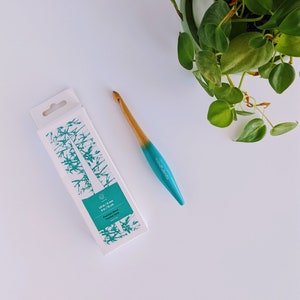 mindfulknits Premium Ergonomic Beech Wood Crochet Hook – Crochet Supplies for Relaxation & Stress Relief image 4