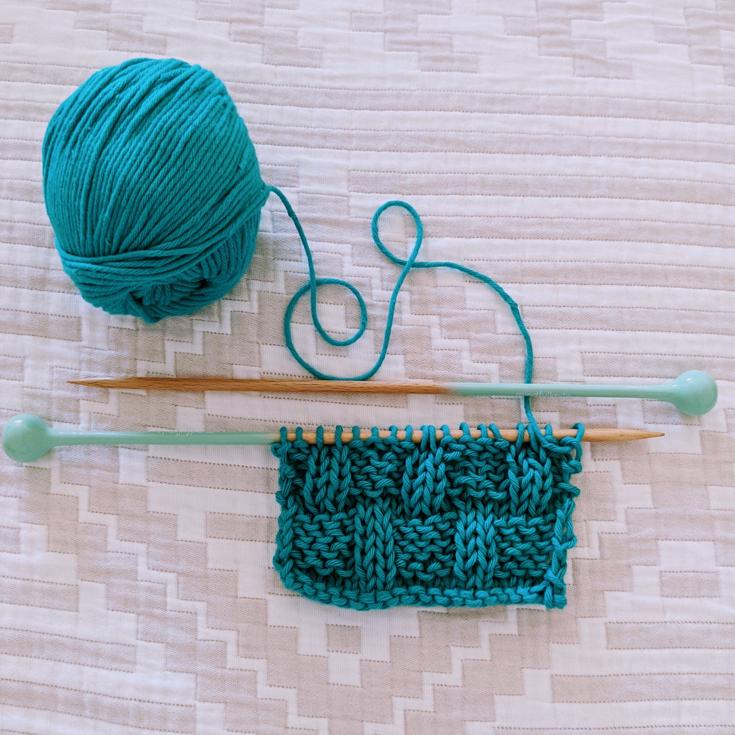 Uncinetto Ergonomico In Legno Di Faggio Mindfulknits - Taglia E 3,5 Mm, Lunghezza 15 Cm, Manico Confortevole, Colori Ombré Terra, Per Rilassarsi - 2
