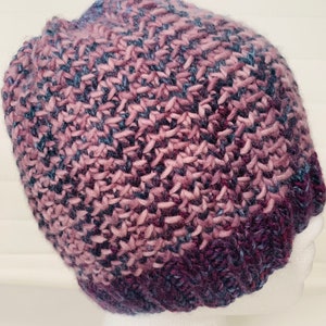 Women&#39;s Knitted Beanie