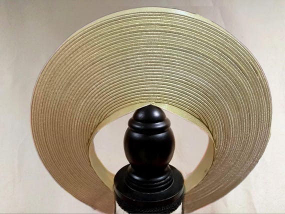 Vietnamse Bride Headpiece (mấn Cô Dâu) for Vietnamese Ao Dai  display picture 1