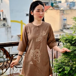 green emerald velvet dress WRITWAA Spa Robe Gown for Women Lightweight Like Bathrobe Elegant  Five-point Sleeve Nightdress for Bridesmaids and Wedding Parties Breathable  and Comfortable Design at Amazon Women's Clothing store