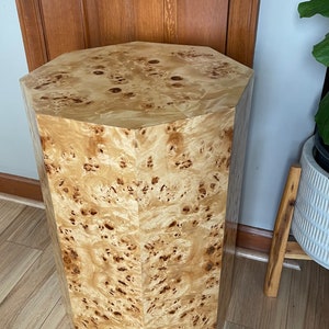 Genuine Burl Wood Octagon Pedestal Mid Century Geo Cube End Table MCM Retro Cube Side Table 1960s 1970s Modern Furniture Made in USA image 3