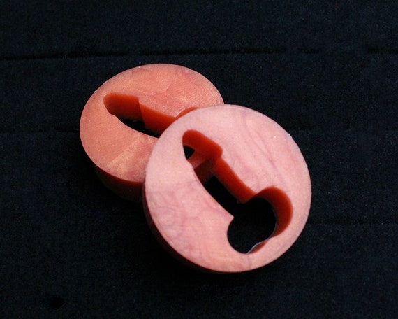 4 Reasons You Should Try Penis Plugs