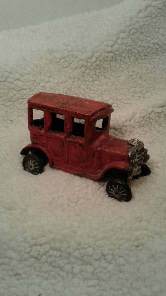vintage cast iron toy cars