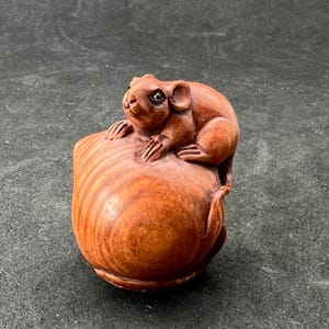 Rat Netsuke - Etsy