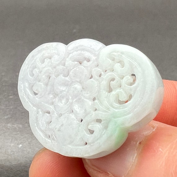 Hand carved jade charm: flowers, a symbol of tran… - image 2