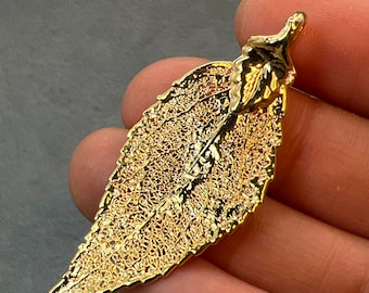 24K Gold dipped evergreen leaf pendant, genuine evergreen leaf pendant, gold leaf pendant, beautiful gold dipped evergreen leaf pendant