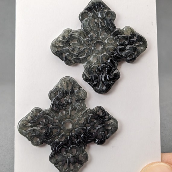 Jadeite carving: One pair Hand carved jadeite, Un… - image 1