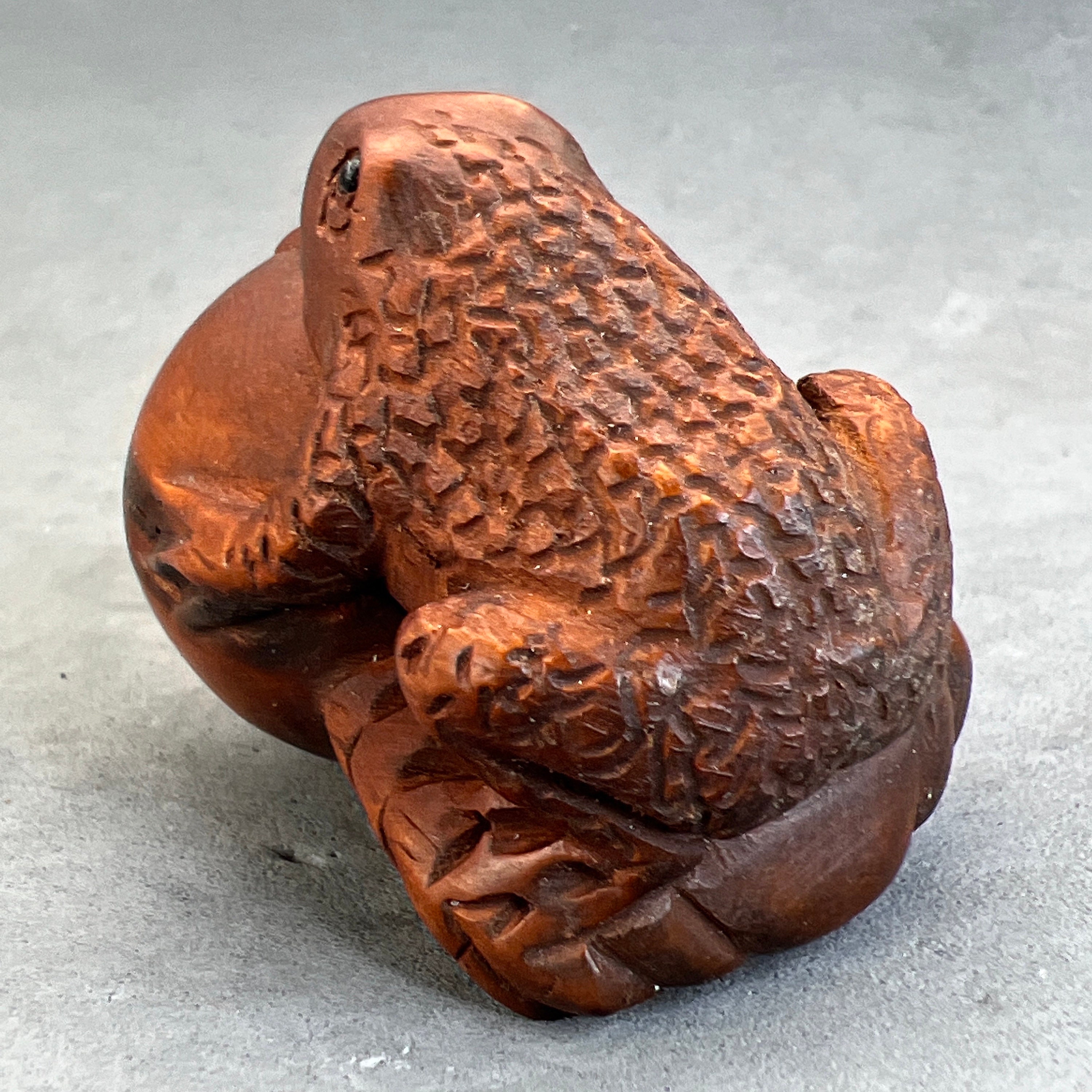 thumbnail image 2 of Vintage Hand Carved Boxwood Jinchan Frog Statue - Japanese Netsuke Style Figure 2 of 5