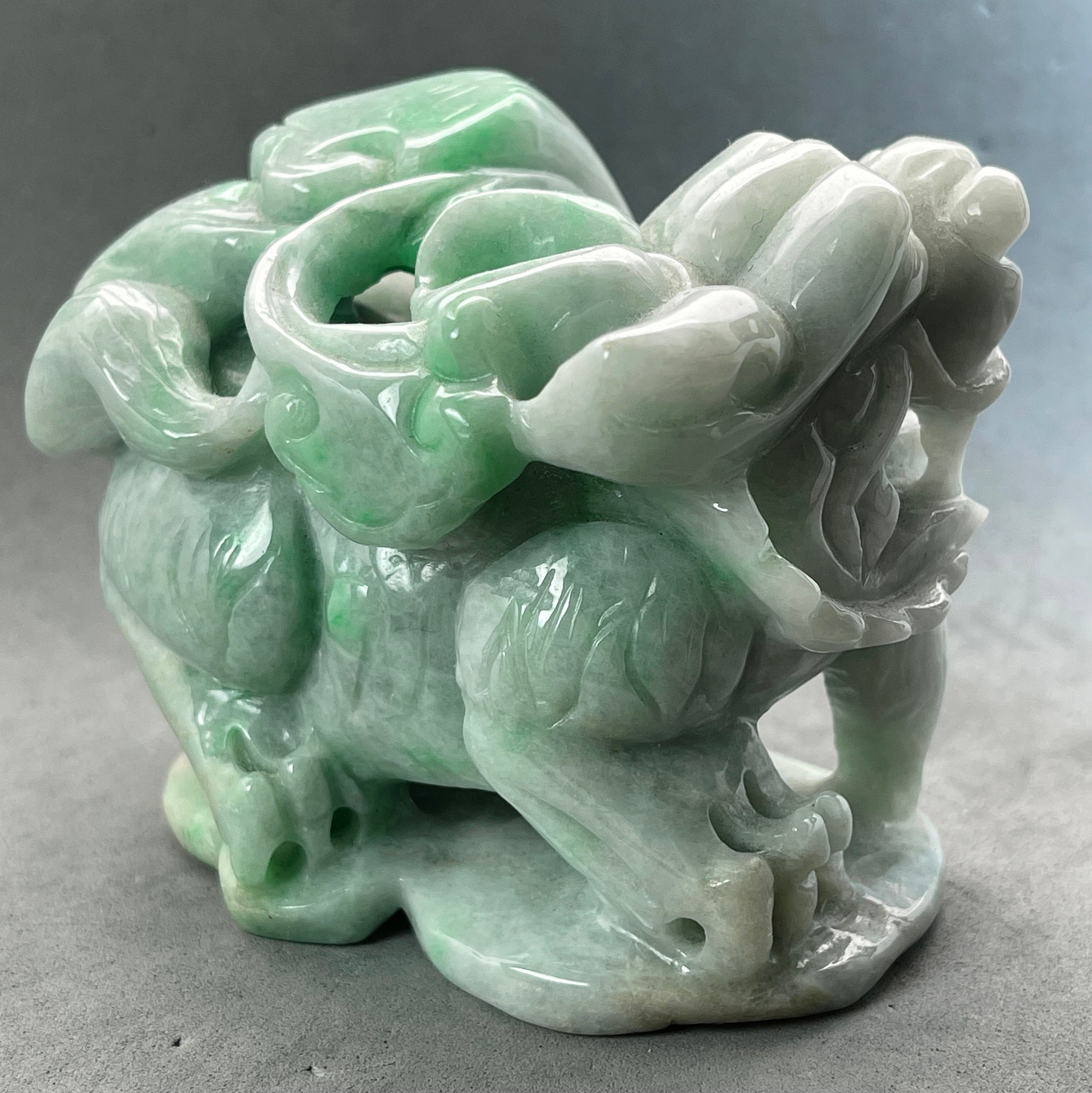 Estate Sale: Vintage Hand Carved Jadeite Sculpture of Kirin - Etsy