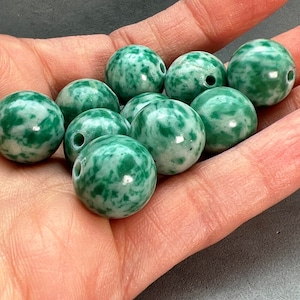 Bead Bar by Artrade: One(1) Qinghai jade bead, natural color, green, fine polished, beading essential