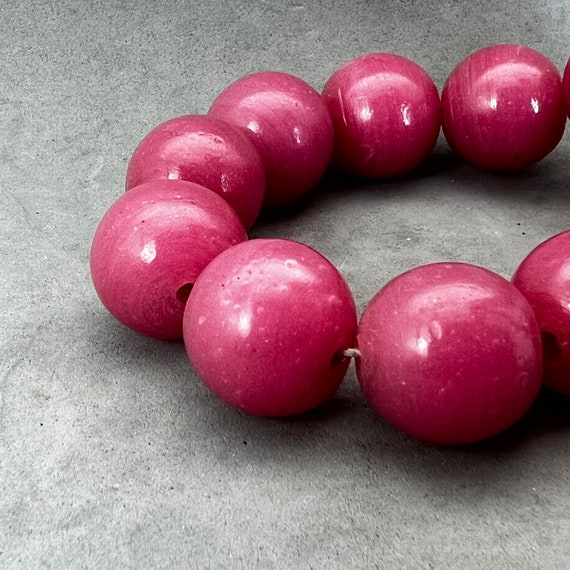 Vintage Peking Glass Beads, Pink Monochrome, Cream, Artisan Bead