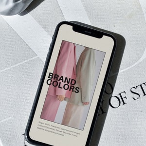 Make your Instagram posts shine with our aesthetic Instagram templates! Designed with female entrepreneurs and bloggers in mind, these templates feature aesthetic designs and cohesive color palettes that will elevate your social media game.