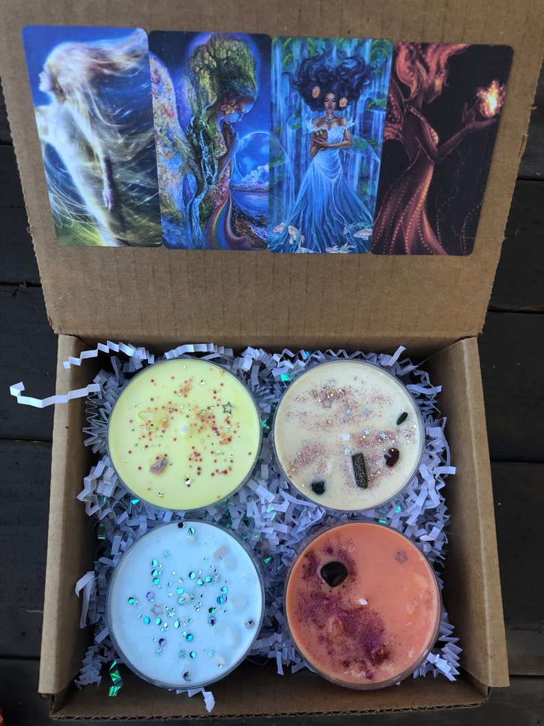 4 Quarter Earth Element Soy Maxi Tea Light set and description card
