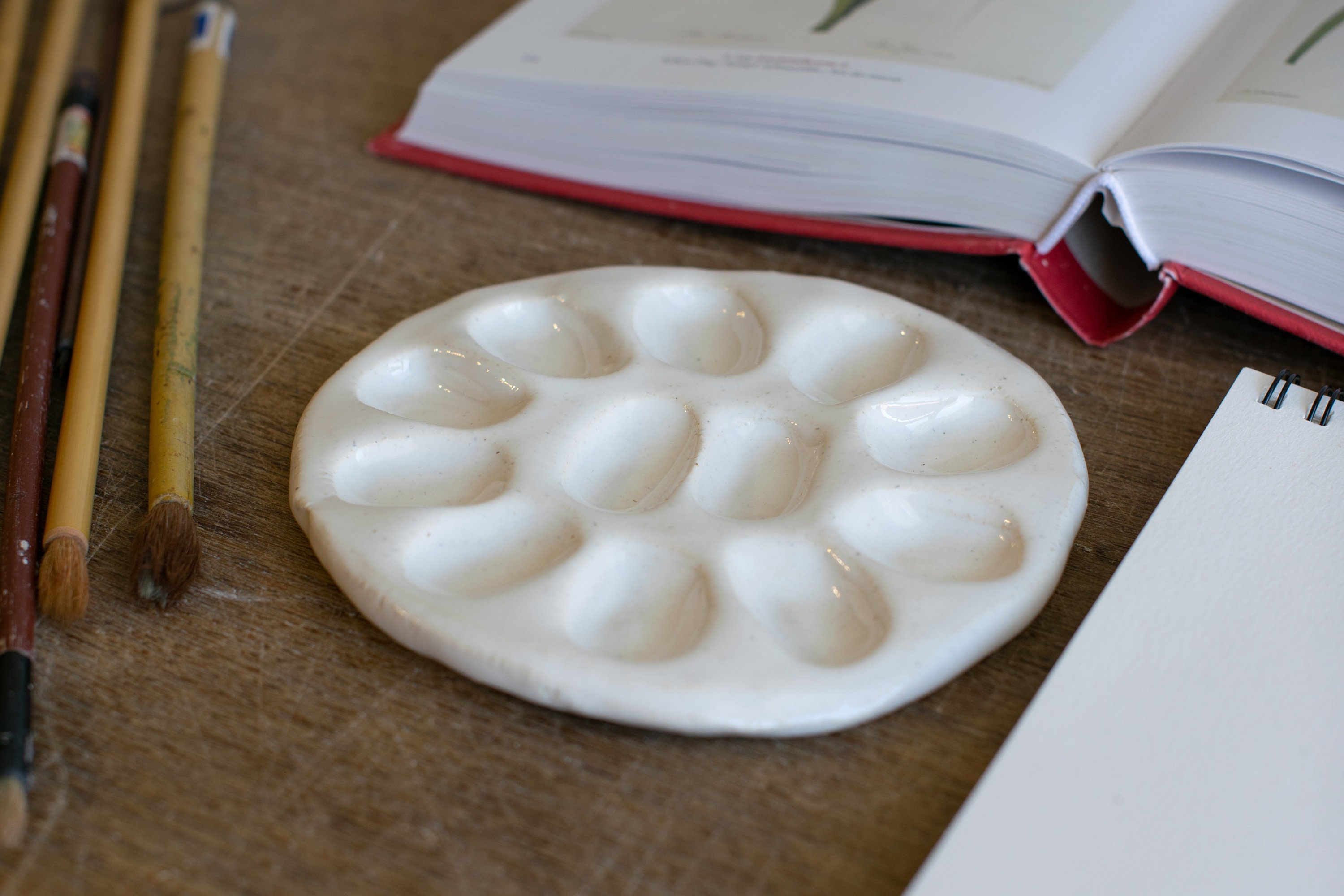 Weiße Aquarell-Palette Keramik - Professionelle Farbpalette Für Künstler