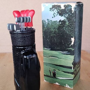 Vintage Avon the Swinger Bravo Aftershave / Avon Decanter / Golf club bag bottle / Golf Decor / Man cave /  70&#39;s /  Men&#39;s aftershave / 5 oz