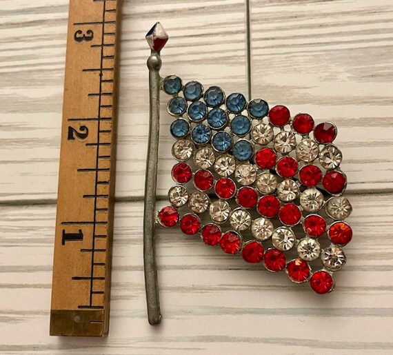 Vintage American Flag Rhinestone Brooch Pin - 193… - image 5