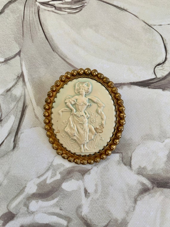 Vintage 1910-1920's Celluloid Brooch Pin - image 3