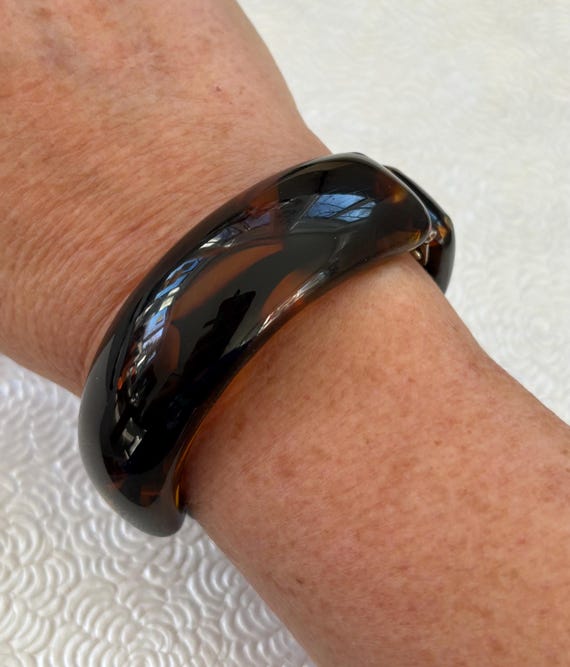 Bakelite Clamper Tortoiseshell Hinged Bangle Brac… - image 3
