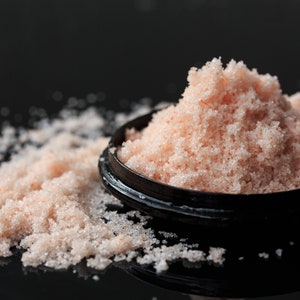 Pink Himalayan Salt Scrub Body Scrub Foot Scrub 100% Natural image 3
