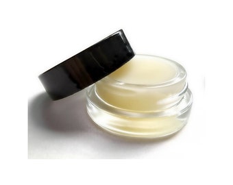 Hydrating Peppermint Lip Balm || Shea Butter Lip Balm - Lip Moisturizer ∙ Organic ∙ 100% Natural