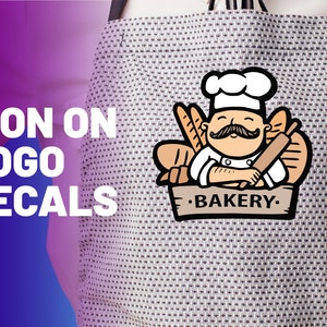 K&ouml;nnte beinhalten: B&uuml;gelbild mit einem Logo, das einen Cartoon-B&auml;cker mit Schnurrbart zeigt, der eine Teigrolle h&auml;lt und von Brot umgeben ist. Das Logo sagt "BAKERY" auf einem Banner.