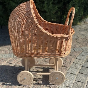 Poppenwagen, rieten kinderwagen, rieten poppenwagen, babypoppenwagen, witte kinderwagen, rotan kinderwagen, babyshower, babycadeau