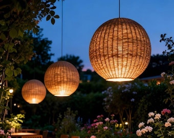 Lámpara colgante de ratán personalizada | Lámpara de bola de mimbre hecha a mano | Iluminación de techo estilo bohemio para interiores y exteriores