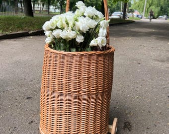 Wicker Shopping Cart with Handle and Wheels – French Market Basket Trolley for Grocery, Rattan Shopping Trolley, Picnic or Home Storage