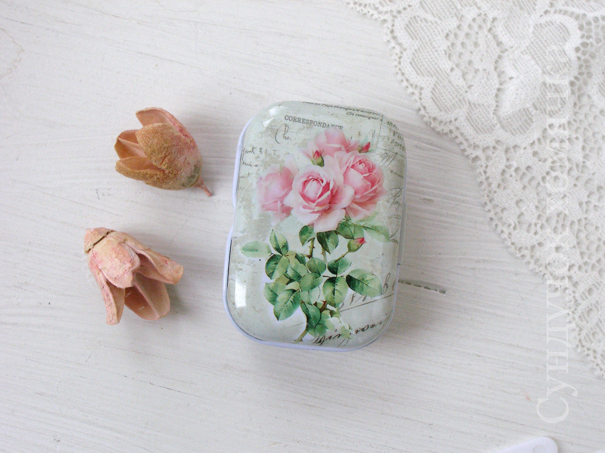 Small Stylish metal box collectible Flowers tin box for Etsy