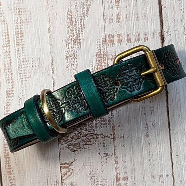 Handmade Leather Dog Collar: Celtic Style, Italian Ink, Width 1 1/4